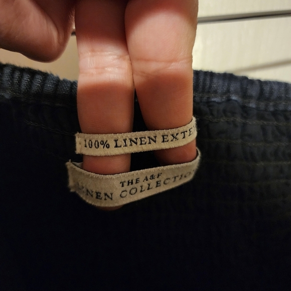 Abercrombie and Fitch Strapless 100% Linen Top. Size L - Picture 5 of 5